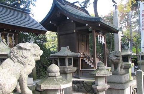 京都護(hù)王神社 另類(lèi)日本豬寺廟圖片